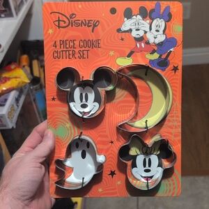 Disney 4 Piece Cookie Cutter Set